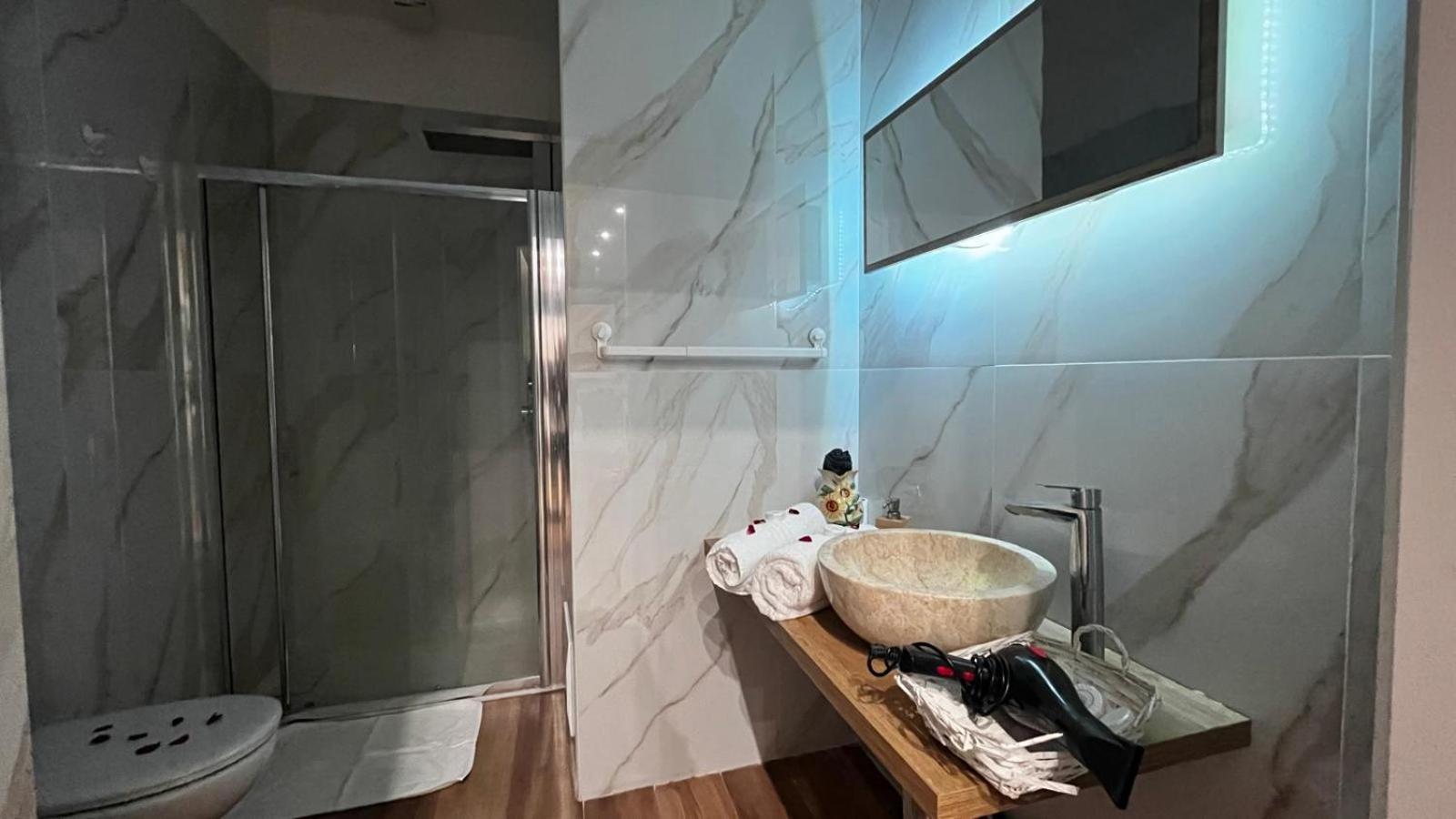Vespucci Suite Napoli Bagian luar foto